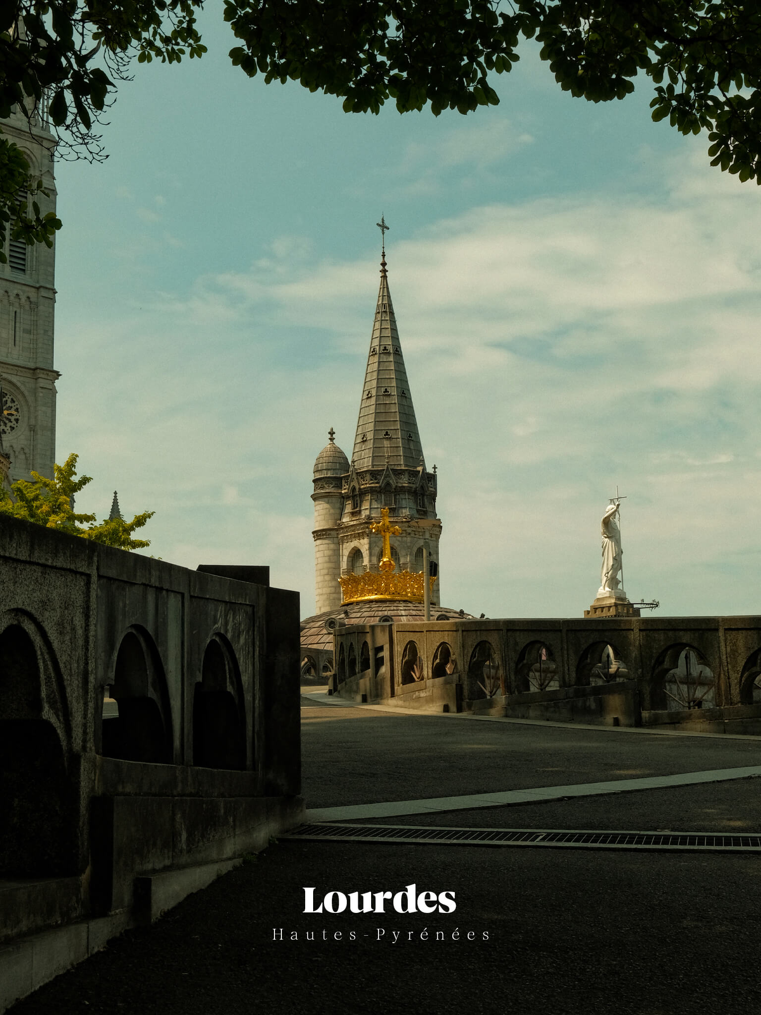 Lourdes-1