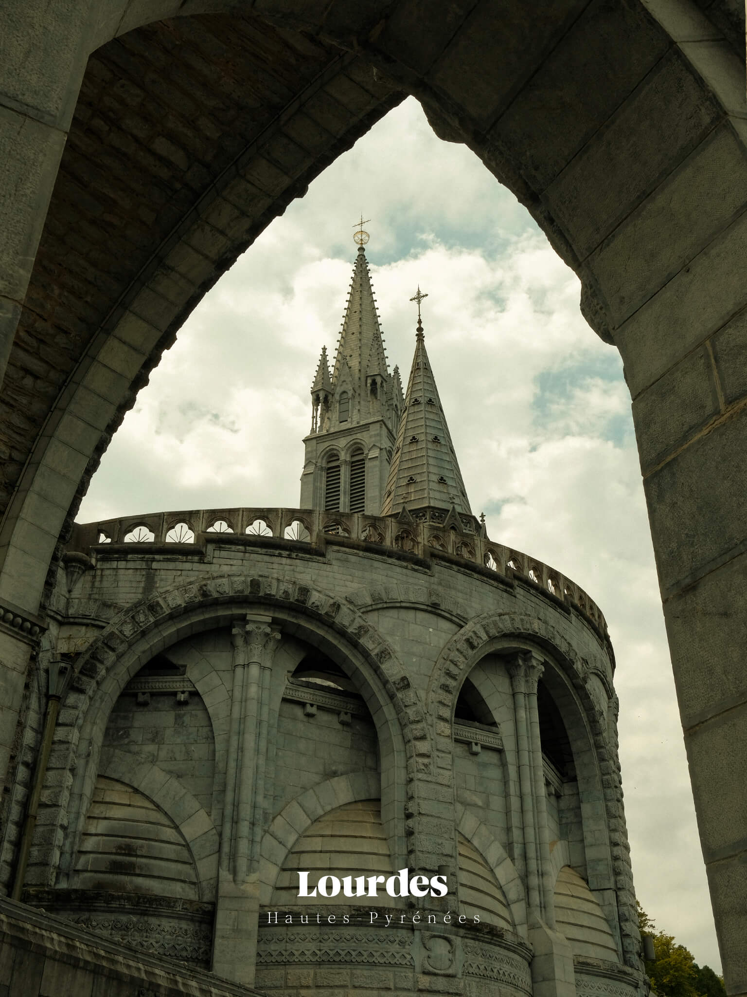 Lourdes-5